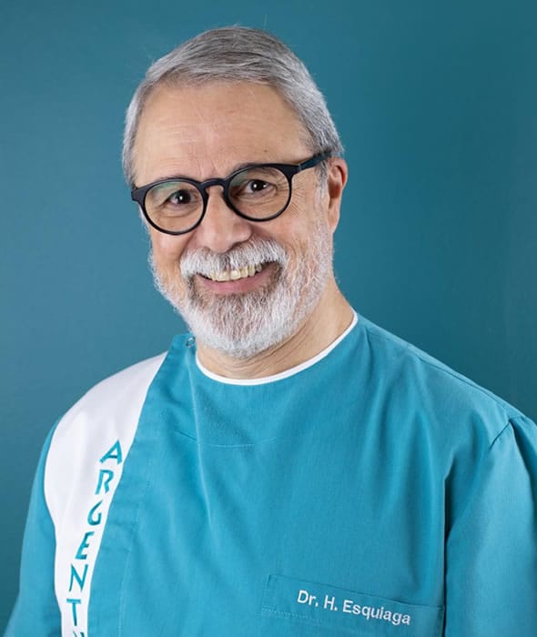 Clínica Dental Flora Rabotnicoff - Sant Feliu de Guíxols - Equipo - Doctor Hugo Esquiaga